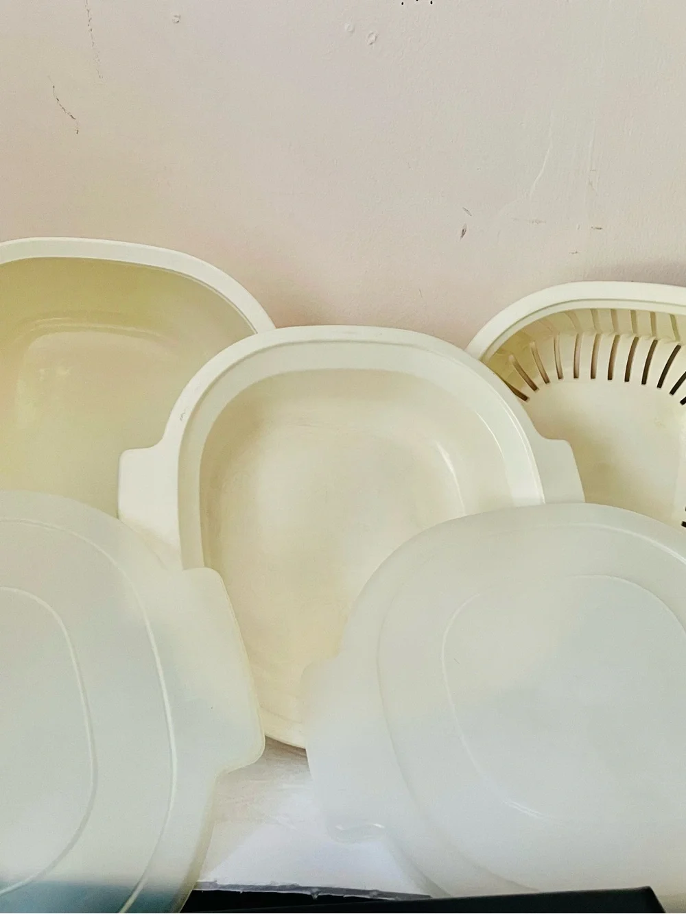 5- Pc Rubbermaid Microwave Cookware 1 & 3 QT Casserole Dish White & 2 Lids